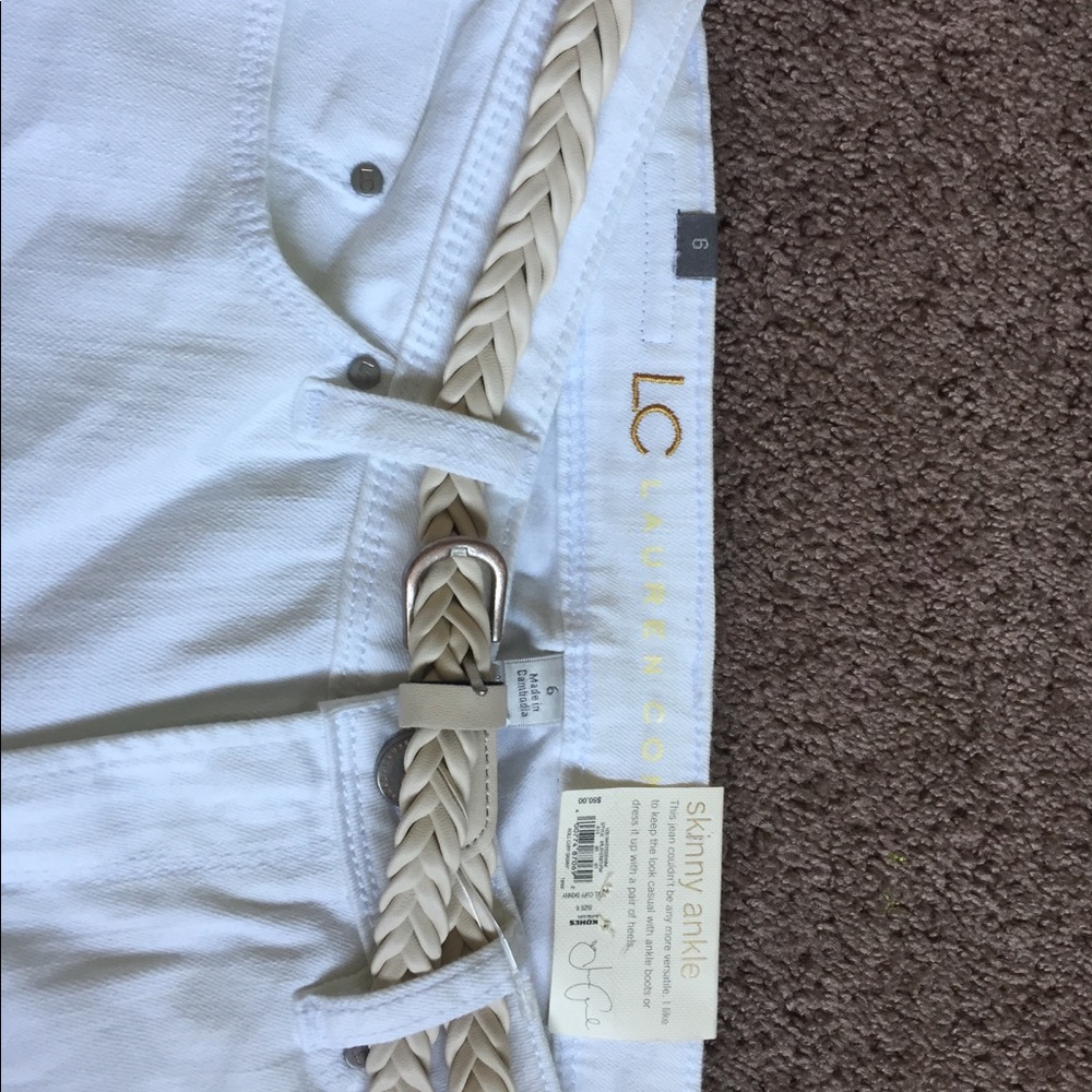White skinny jeans